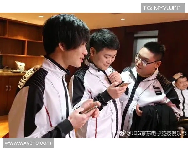 电竞实时数据分析聚焦JDG战队实力与战术深度探讨实时新闻